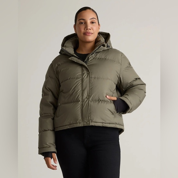 Quince Jackets & Blazers - NWT Quince Responsible Down Cropped Puffer Jacket